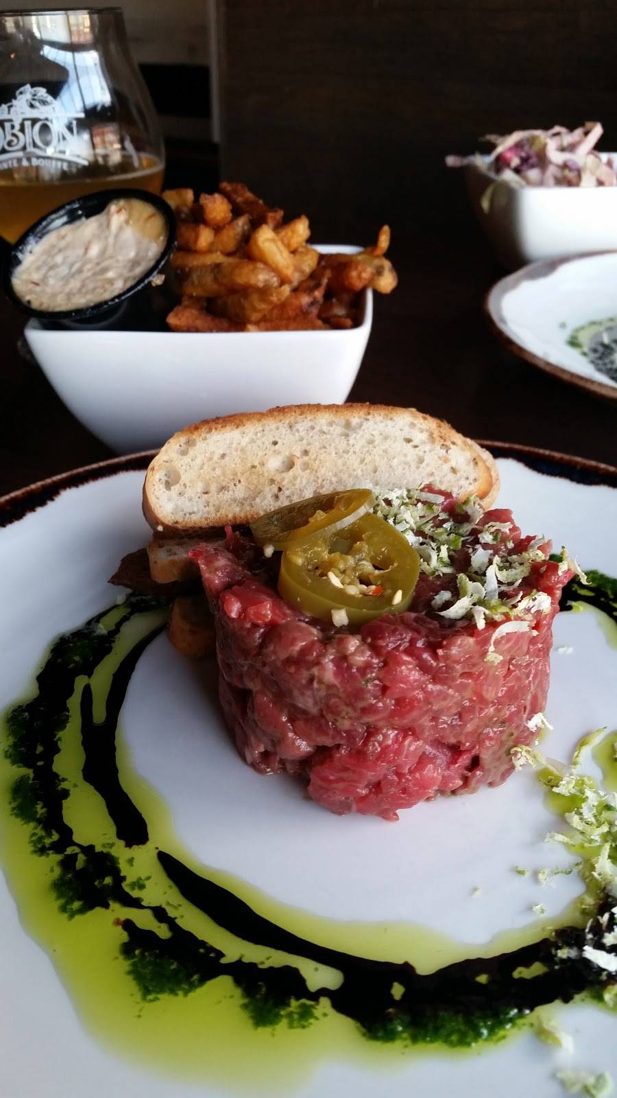 Restaurant OBLON | restaurant | 12 Rue Principale, Granby, QC J2G 2T4, Canada | 4507761044 OR +1 450-776-1044