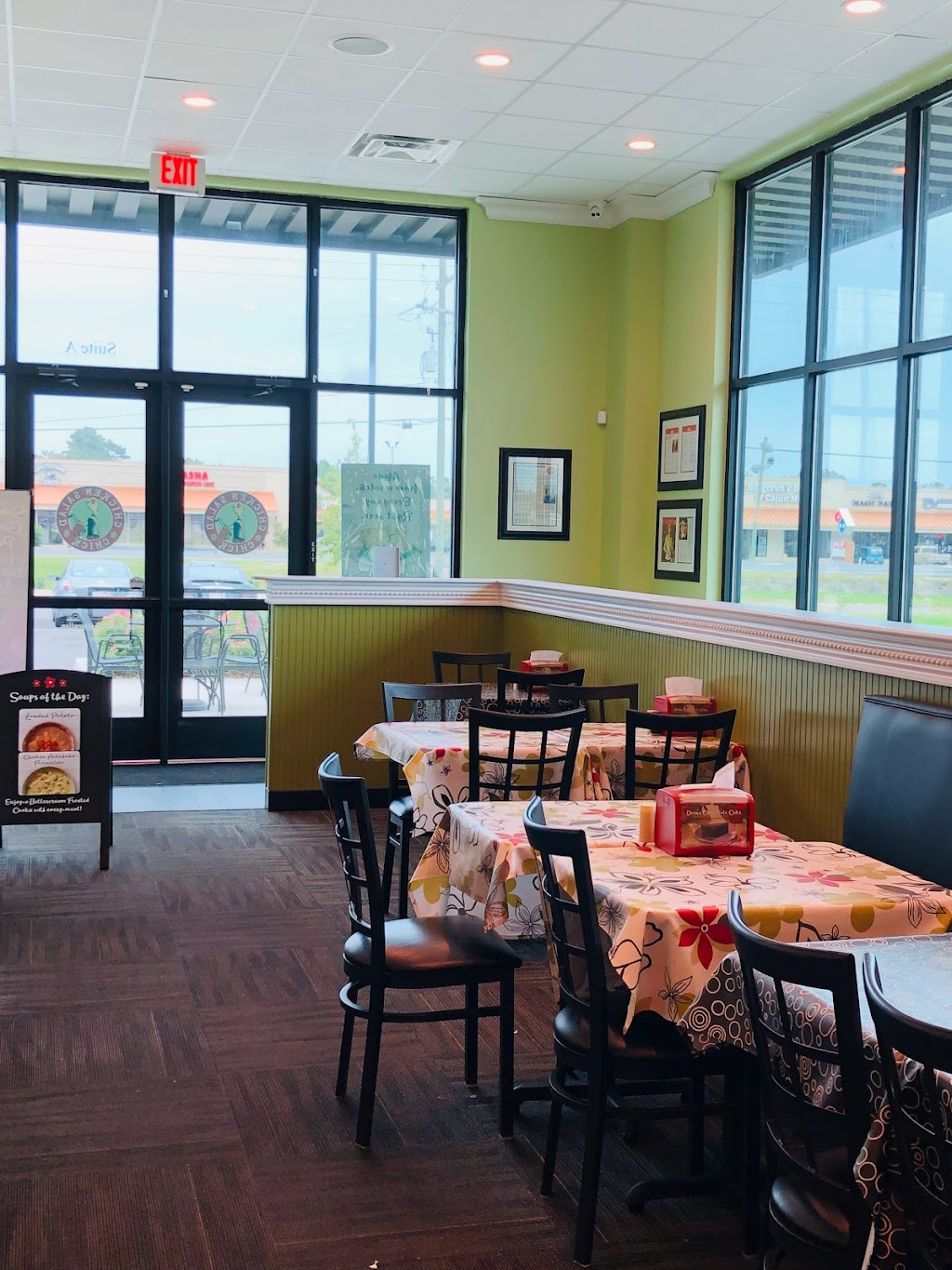 Chicken Salad Chick | restaurant | 503 Louisiana 30 W Suite A, Gonzales, LA 70737, USA | 2254253744 OR +1 225-425-3744