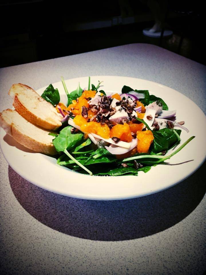 Chez Marilyn | night club | 119 W 3rd St, Alton, IL 62002, USA | 6184658071 OR +1 618-465-8071