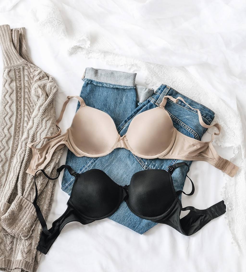 Leading Lady | restaurant | 24050 Commerce Park #101, Beachwood, OH 44122, USA | 8003214804 OR +1 800-321-4804