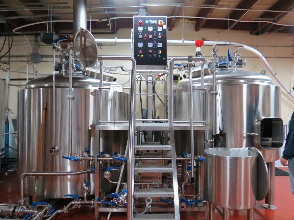 Seven Arrows Brewing Company | restaurant | 2508 Jefferson Hwy #1, Waynesboro, VA 22980, USA | 5402216968 OR +1 540-221-6968