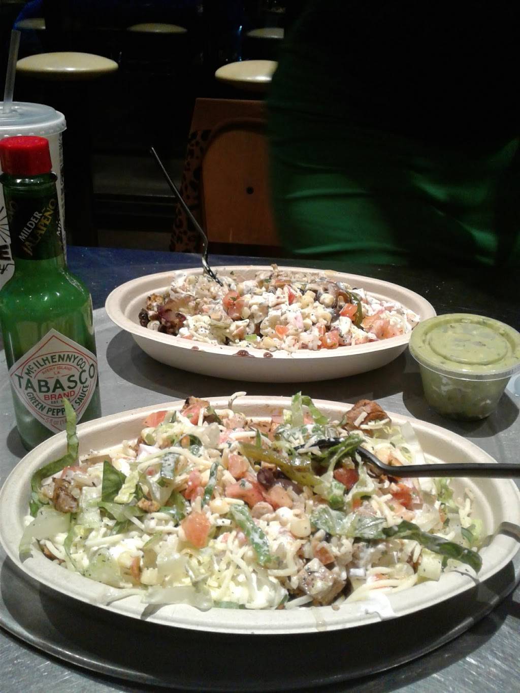 Chipotle Mexican Grill | restaurant | 1420 Westover Terrace Ste A, Greensboro, NC 27408, USA | 3362725503 OR +1 336-272-5503