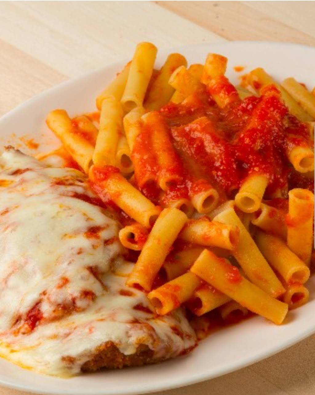 Catanias Pizza | restaurant | 2260 Central Park Ave, Yonkers, NY 10710, USA | 9147795105 OR +1 914-779-5105