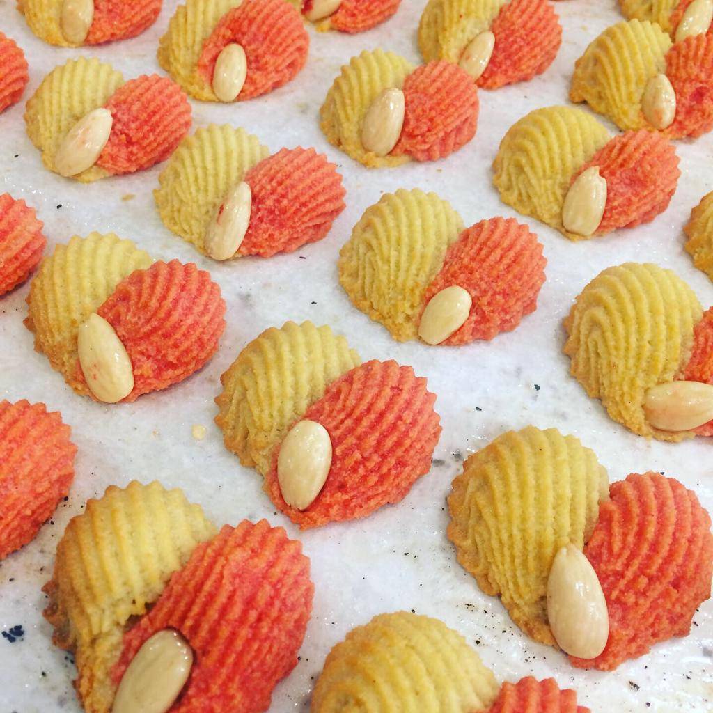 Patisserie Délices dAuteuill | restaurant | 4761 Boulevard des Laurentides, Laval, QC H7K 2Z6, Canada | 4506226000 OR +1 450-622-6000