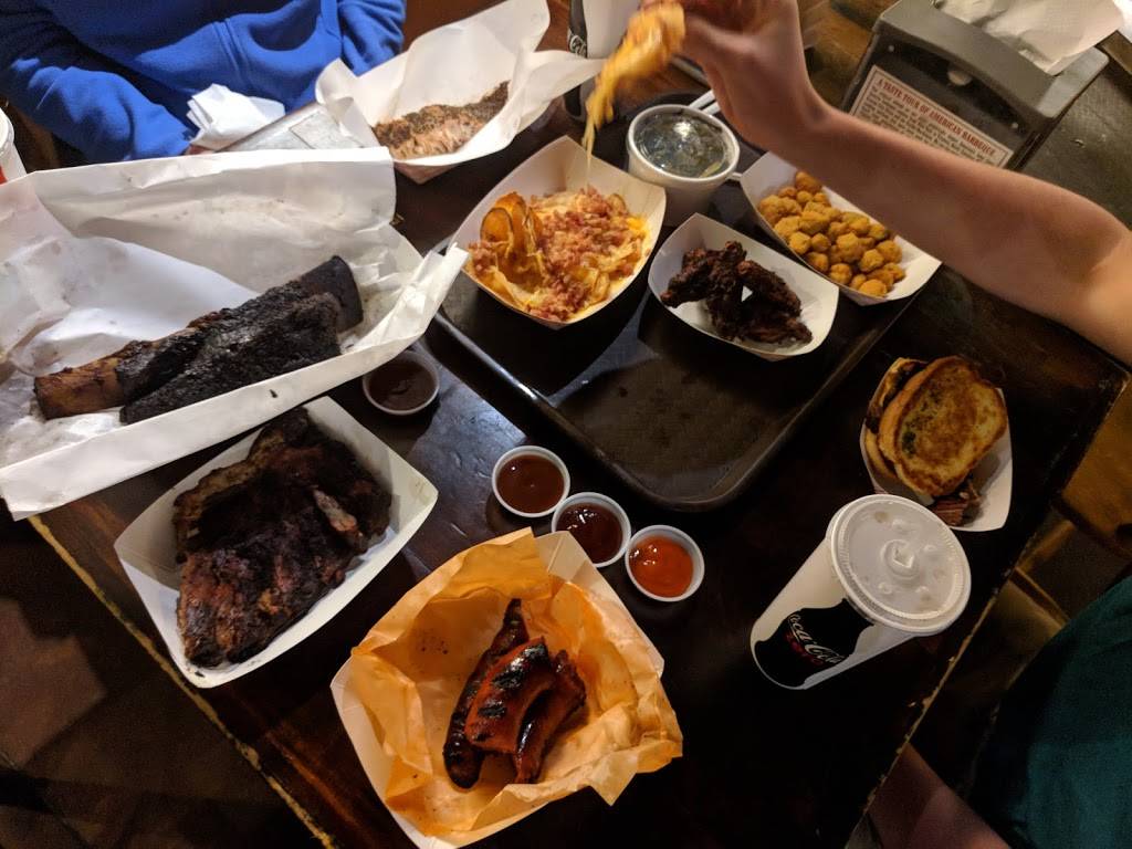 PJs BAR-B-QSA | restaurant | 1 Kaydeross Ave W, Saratoga Springs, NY 12866, USA | 5185837427 OR +1 518-583-7427