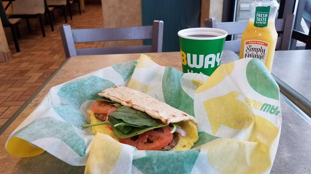 Subway Restaurants | restaurant | 1695 E Washington Ave, Navasota, TX 77868, USA | 9368703367 OR +1 936-870-3367