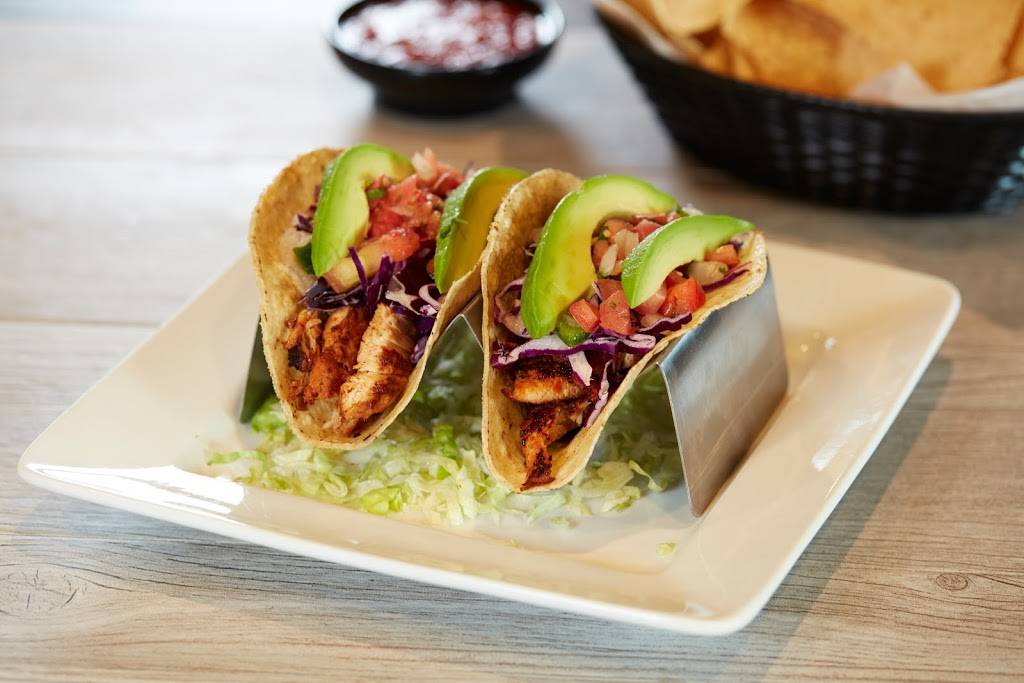 Salty Iguana - Olathe | restaurant | 10478 S Ridgeview Rd, Olathe, KS 66061, USA | 9133109003 OR +1 913-310-9003