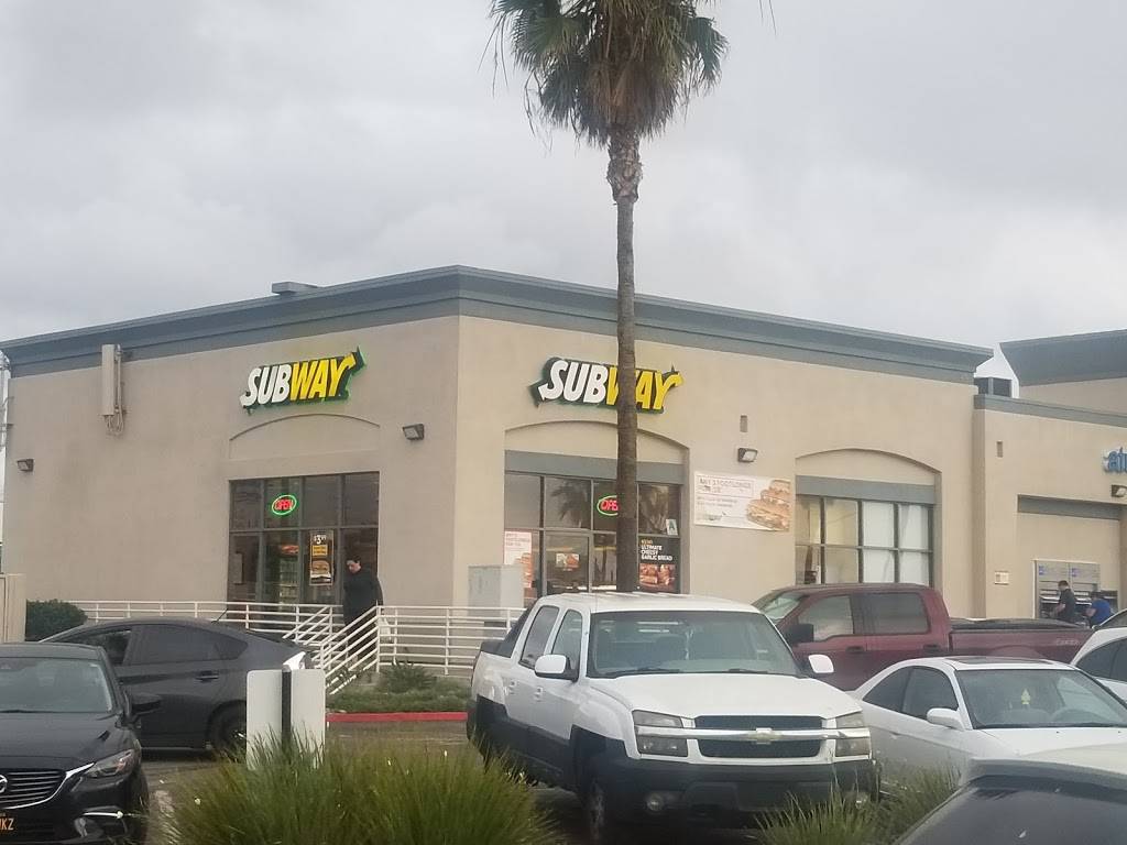 Subway Restaurants | restaurant | 45 North Broadway C, Chula Vista, CA 91910, USA | 6194760605 OR +1 619-476-0605
