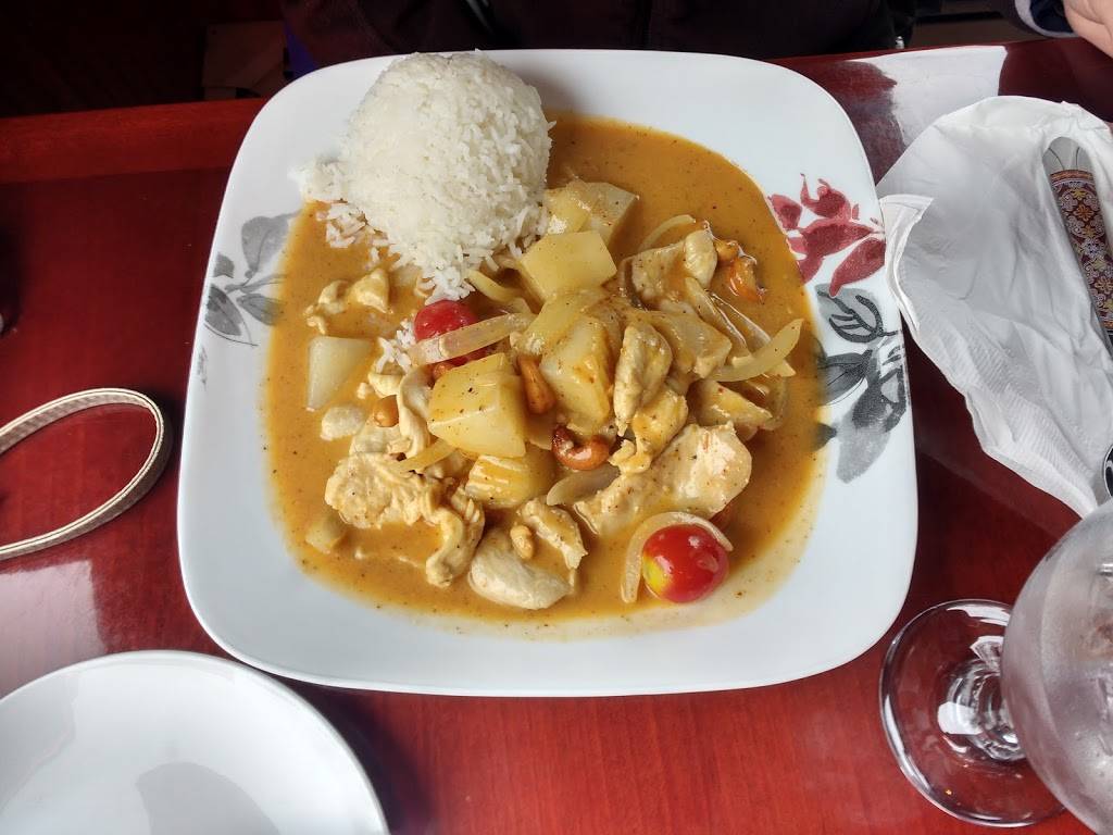 Srisiam | restaurant | 44 Sherwood Ave, Rensselaer, NY 12144, USA | 5189151655 OR +1 518-915-1655