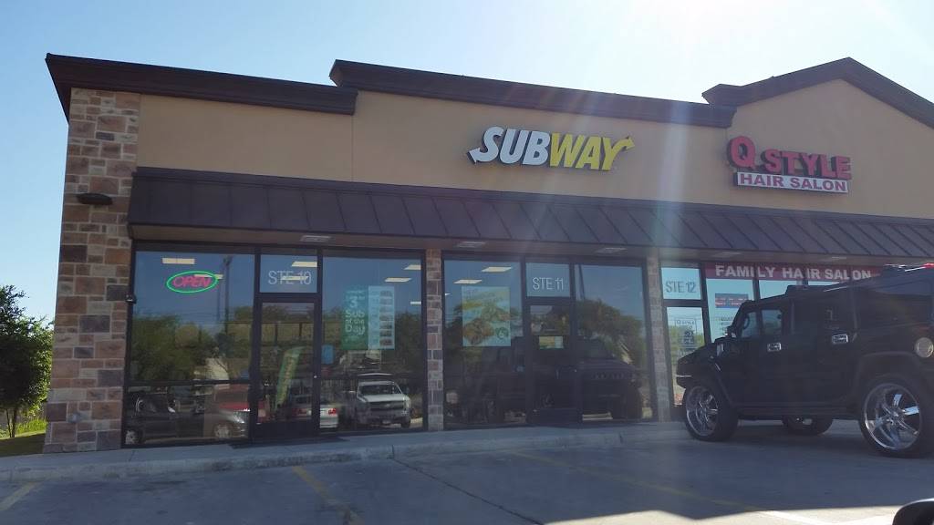 Subway Restaurants | restaurant | Potranco Center West, 15118 Potranco Rd 10 & 11, San Antonio, TX 78245, USA | 2106790321 OR +1 210-679-0321