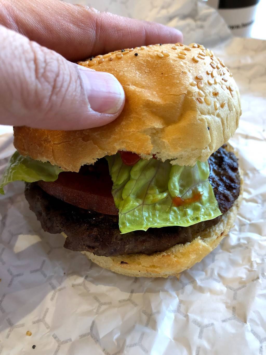 Hero Certified Burgers | restaurant | 15340 Bayview Ave b6, Aurora, ON L4G 7J1, Canada | 9057273218 OR +1 905-727-3218