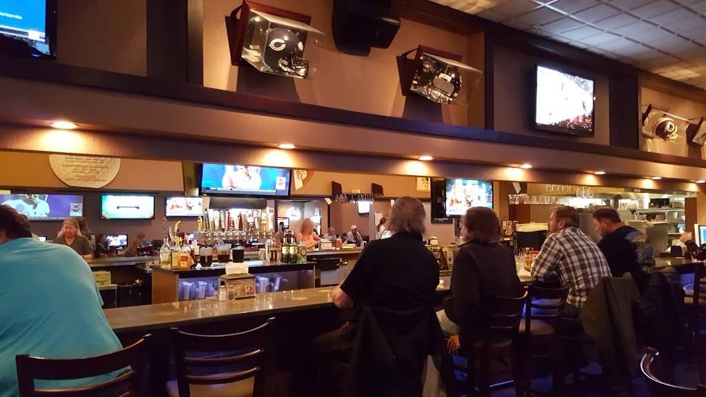 The Oyster Pub | restaurant | 555 Seabreeze Blvd, Daytona Beach, FL 32118, USA | 3862556348 OR +1 386-255-6348