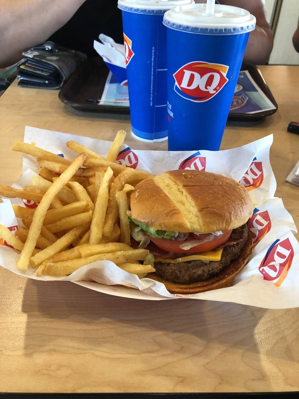 Dairy Queen Grill & Chill | restaurant | 1831 Douglas Rd, Montgomery, IL 60538, USA | 6308019555 OR +1 630-801-9555