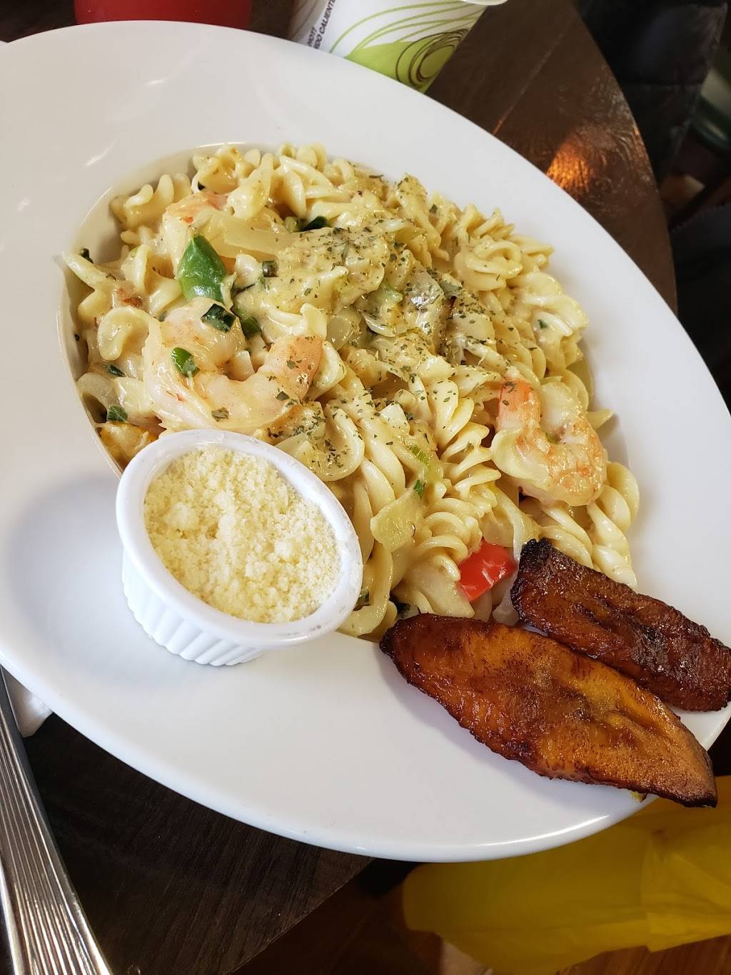 Humming Bird | restaurant | 104 Broadway, Newport, RI 02840, USA | 4016190032 OR +1 401-619-0032