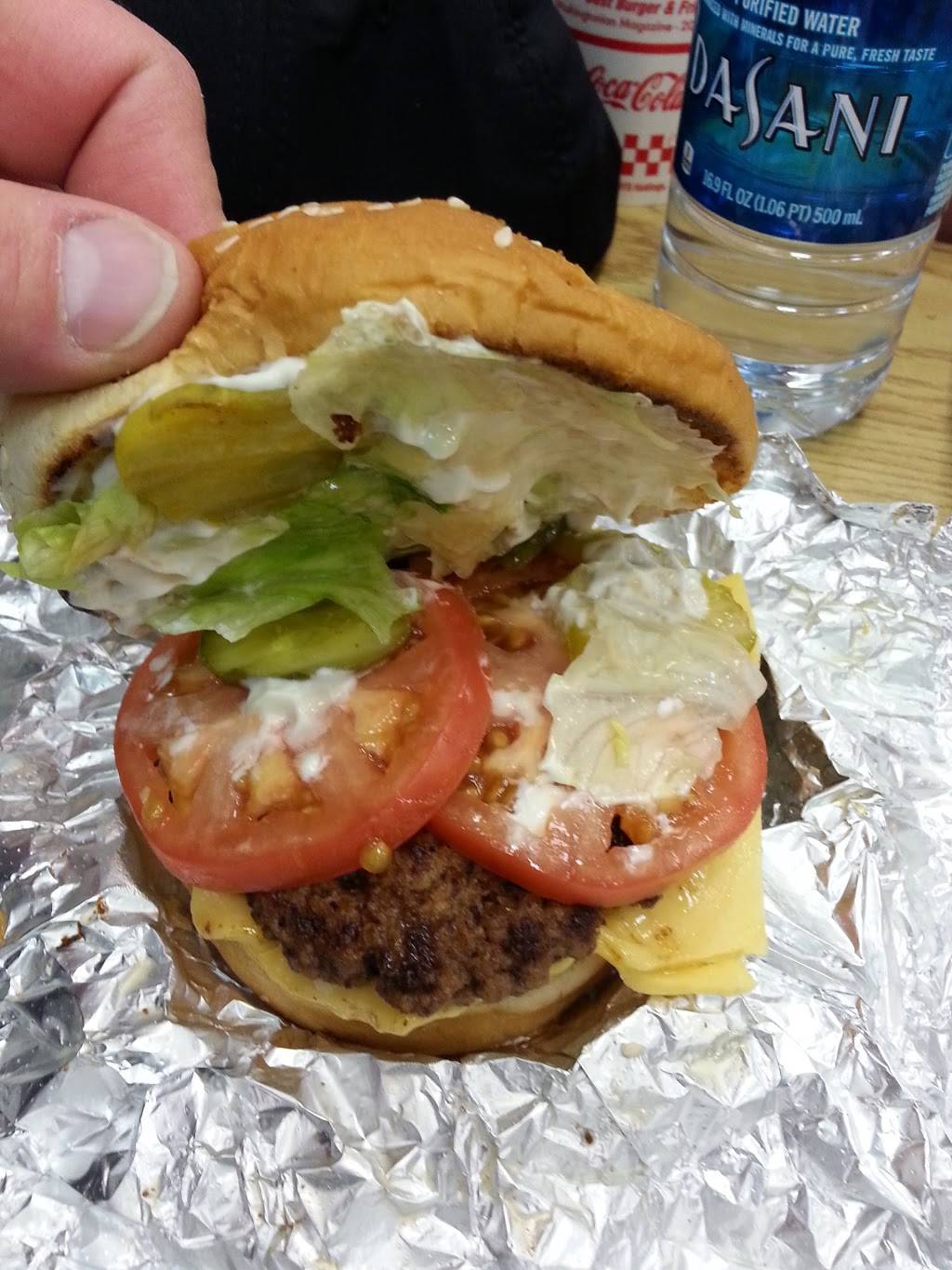 Five Guys | meal takeaway | 2601 W Lake Ave, Peoria, IL 61615, USA | 3096886040 OR +1 309-688-6040