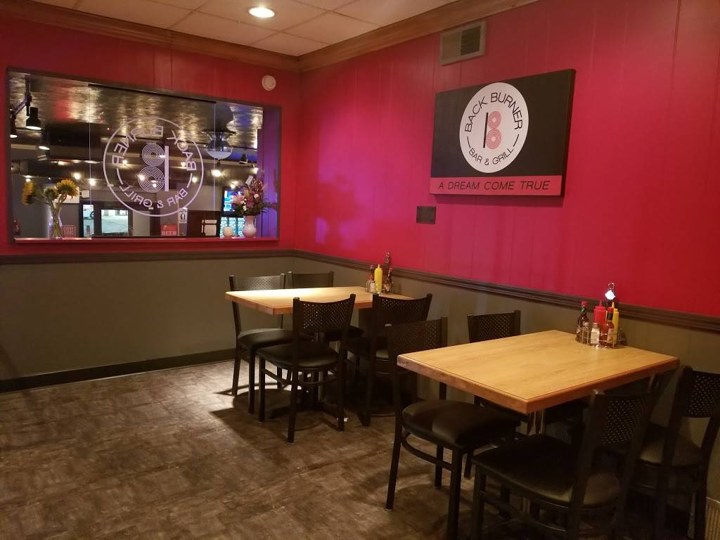 Back Burner Bar & Grill | restaurant | 870 4th Ave, Coraopolis, PA 15108, USA | 4123757755 OR +1 412-375-7755
