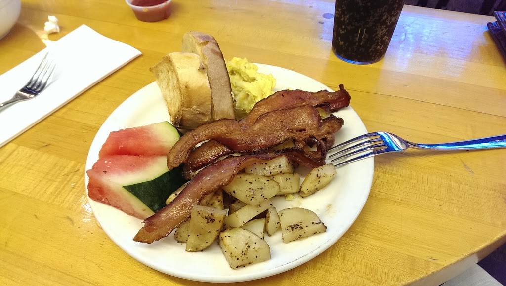 Roast & Toast | cafe | 309 E Lake St, Petoskey, MI 49770, USA | 2313477767 OR +1 231-347-7767