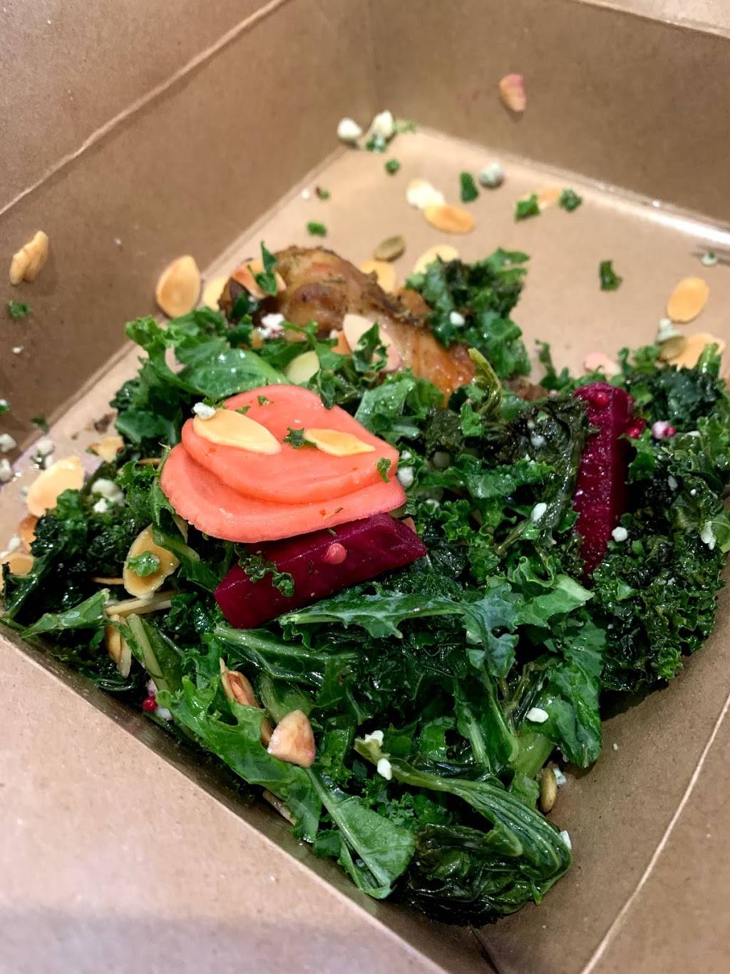 Beatrix Market | restaurant | 23 E Jackson Blvd, Chicago, IL 60604, USA | 3125830598 OR +1 312-583-0598