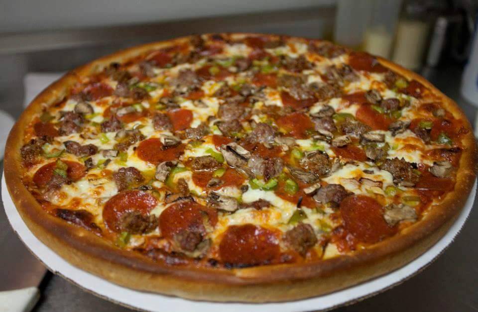 Corner Pizza | restaurant | 483 Farmington Ave, Bristol, CT 06010, USA | 8605820512 OR +1 860-582-0512