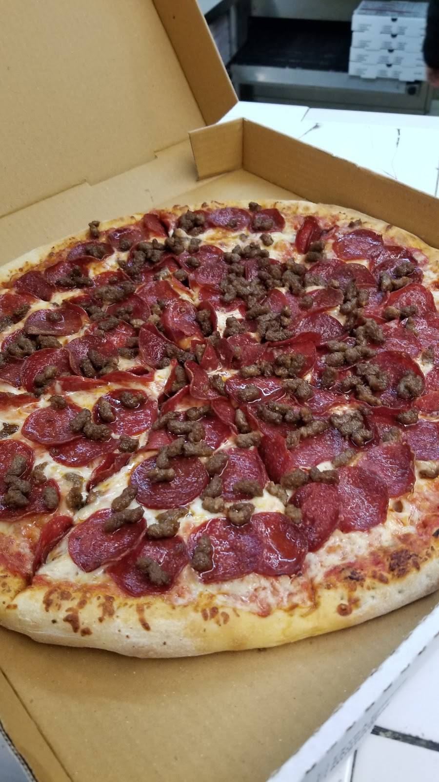 Ginos Pizza | meal delivery | 1402 Lancaster Ave, Wilmington, DE 19805, USA | 3024286000 OR +1 302-428-6000