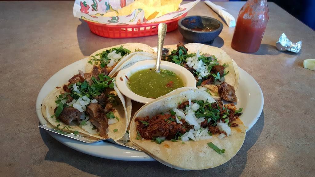 Sauzas Mexican Restaurant | restaurant | 835 Williamson Rd, Mooresville, NC 28117, USA | 7046580212 OR +1 704-658-0212