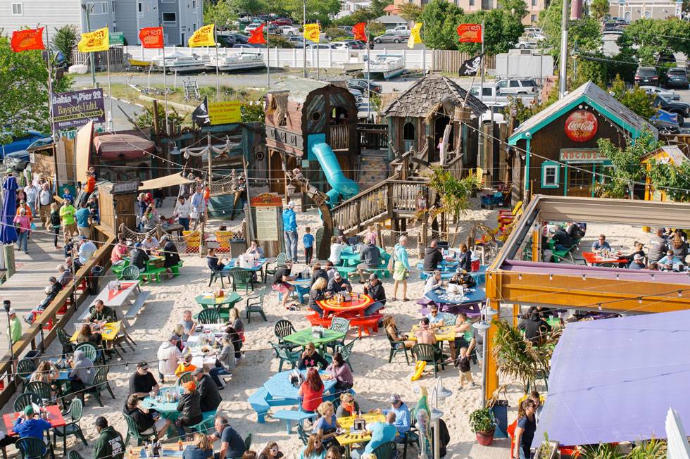 Fish Tales Bar & Grill | restaurant | 2107 Herring Way, Ocean City, MD 21842, USA | 4102890990 OR +1 410-289-0990