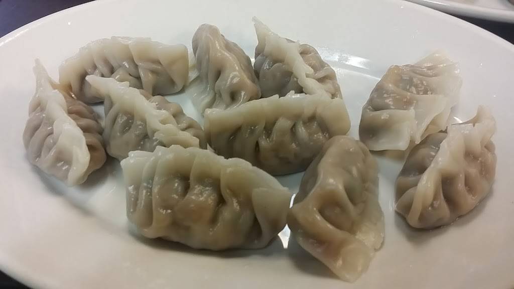 Golden Buddha | restaurant | 10 W 815 N, Howe, IN 46746, USA | 2605622646 OR +1 260-562-2646