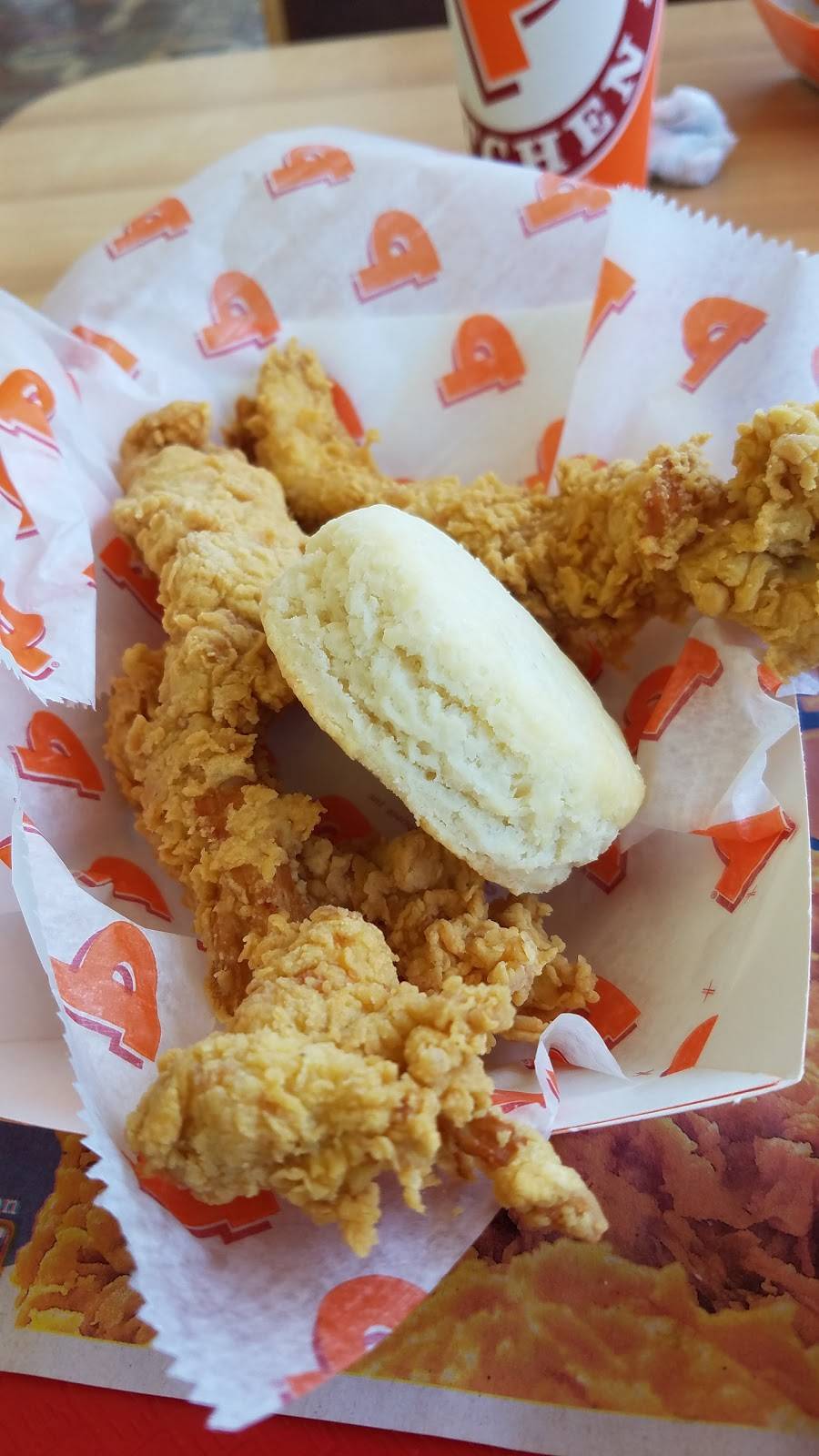 Popeyes Louisiana Kitchen | restaurant | 820 N Washington Blvd, Sarasota, FL 34236, USA | 9413654696 OR +1 941-365-4696