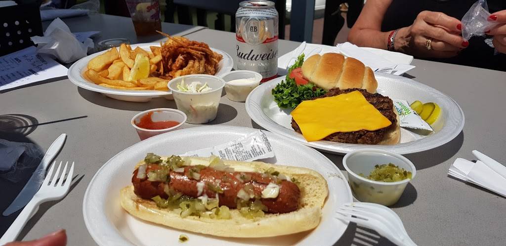 Stans Idle Hour Restaurant | restaurant | 221 Goodland Dr, Goodland, FL 34140, USA | 2393943041 OR +1 239-394-3041