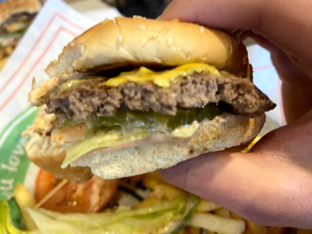 Farmer Boys | restaurant | 1057 Academy Dr, Thousand Oaks, CA 91320, USA | 8054800500 OR +1 805-480-0500