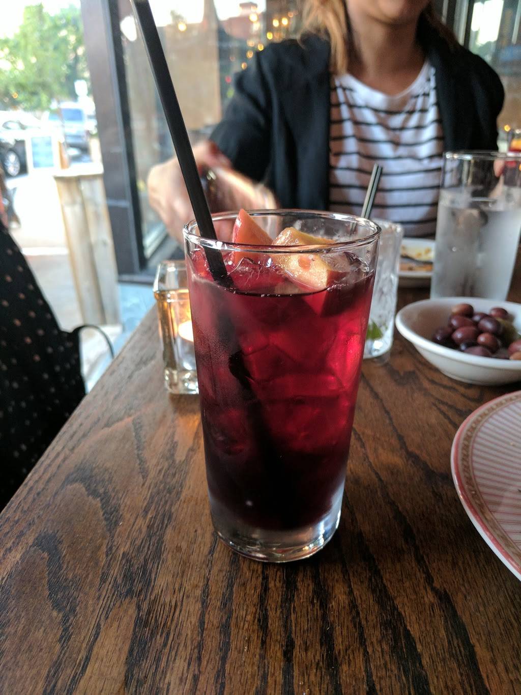 Azucar Tapas | restaurant | 2647 N Kedzie Ave, Chicago, IL 60647, USA | 7734866464 OR +1 773-486-6464