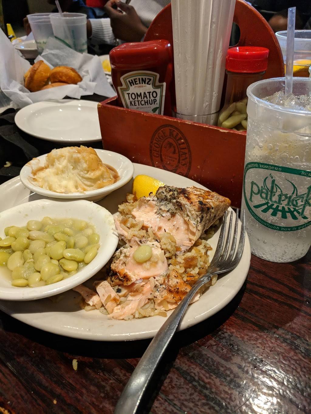 Patricks | restaurant | 4972 Park Ave, Memphis, TN 38117, USA | 9016822852 OR +1 901-682-2852