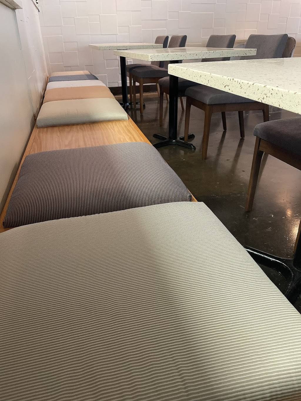 Trinity Street Food | restaurant | 5709 Woodway Dr Suite J, Houston, TX 77057, USA | 7134850105 OR +1 713-485-0105