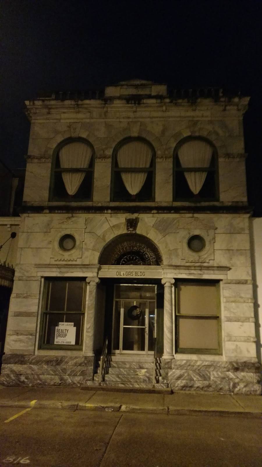 Fremins Restaurant | restaurant | 402 W 3rd St, Thibodaux, LA 70301, USA | 9854490333 OR +1 985-449-0333