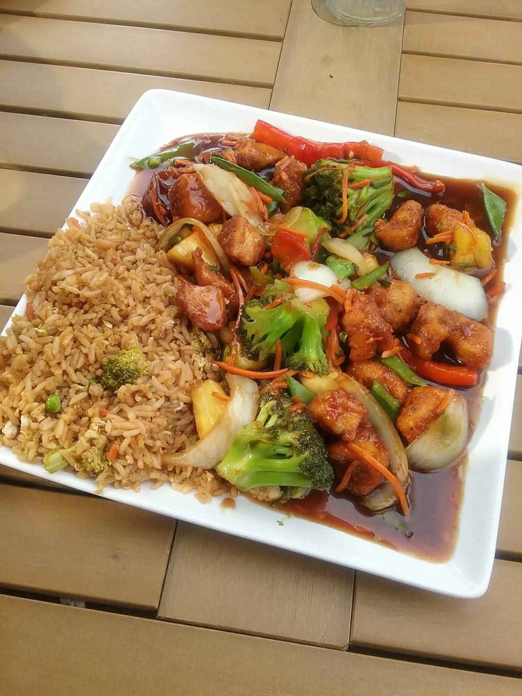 Stir Crazy Fresh Asian Grill | restaurant | 25385 Cedar Rd, Lyndhurst, OH 44124, USA | 2163817600 OR +1 216-381-7600