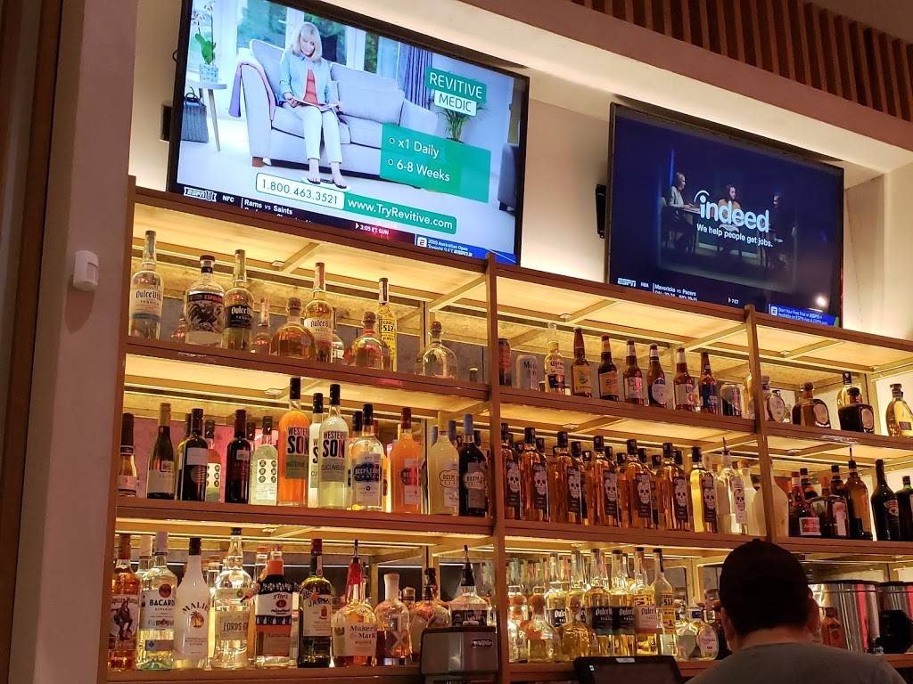 Torchys Tacos | restaurant | 17627 La Cantera Pkwy #105, San Antonio, TX 78257, USA | 2104243151 OR +1 210-424-3151