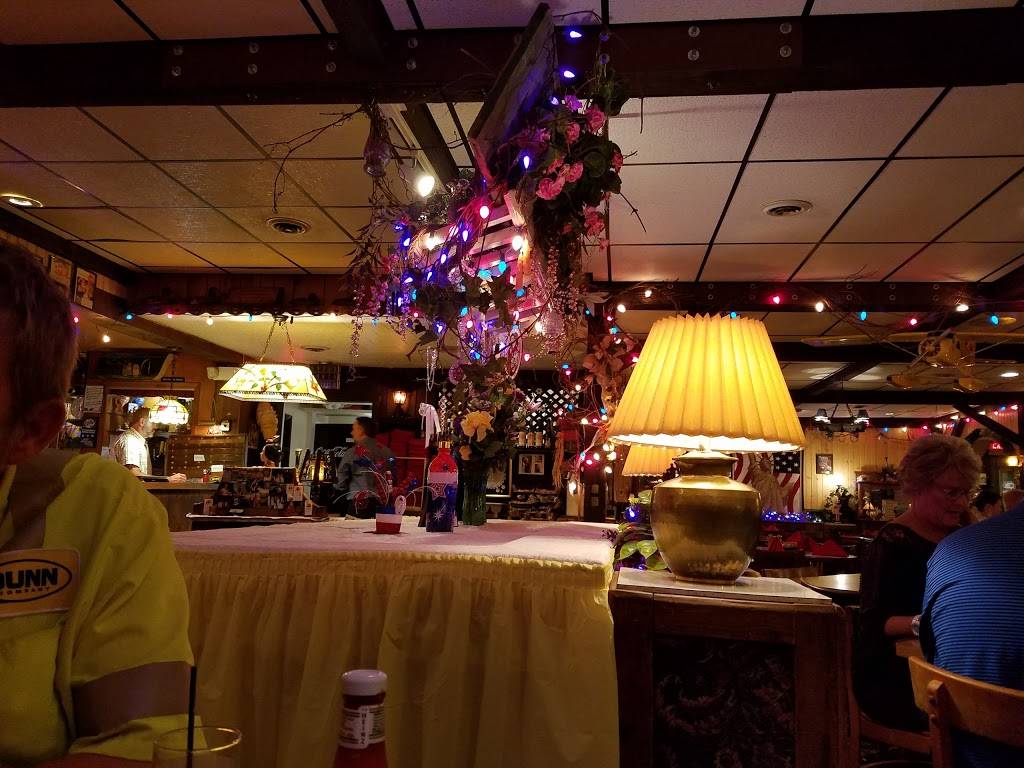 Bullshead Restaurant | restaurant | 1314 IL-251, Lostant, IL 61334, USA | 8153689382 OR +1 815-368-9382