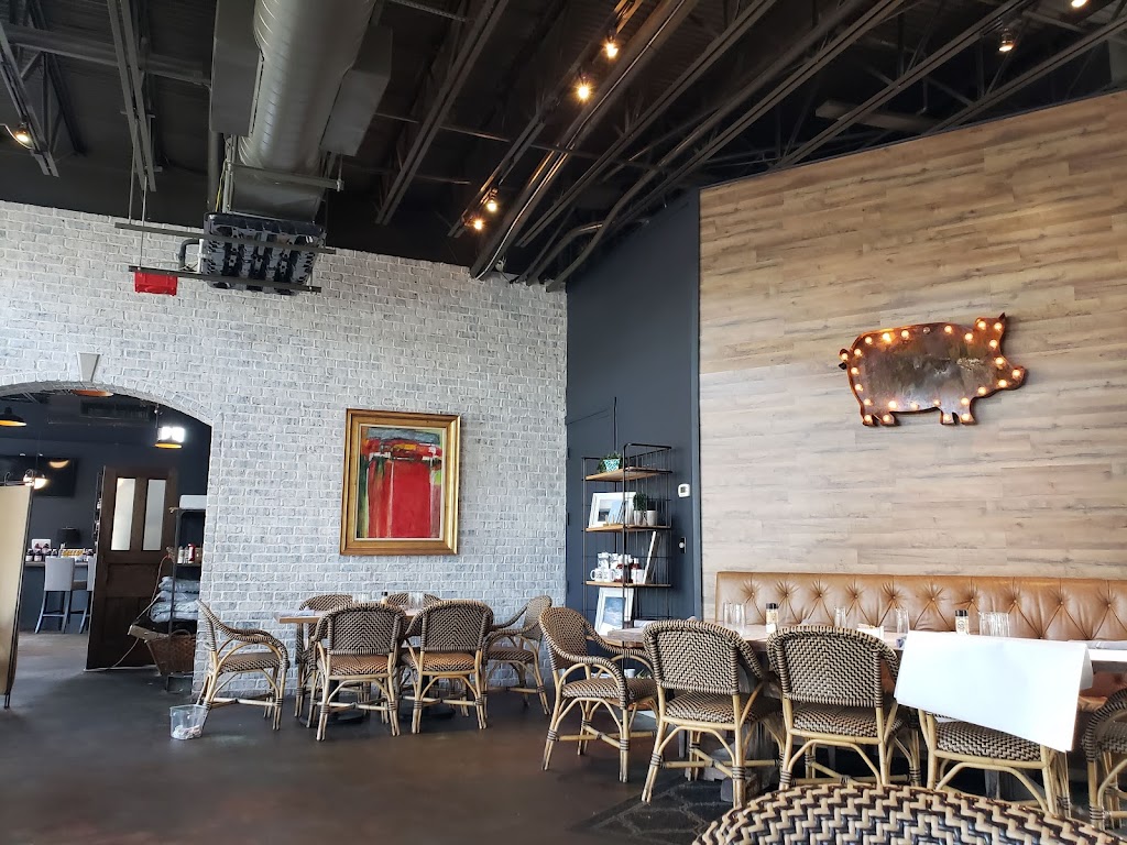 Perfect Pig Grill and Fish House | restaurant | 7 Town Center Loop, Santa Rosa Beach, FL 32459, USA | 8506601591 OR +1 850-660-1591