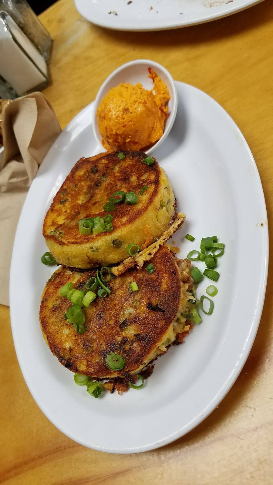 Brendas Meat & Three | restaurant | 4402, 919 Divisadero St, San Francisco, CA 94115, USA | 4159268657 OR +1 415-926-8657