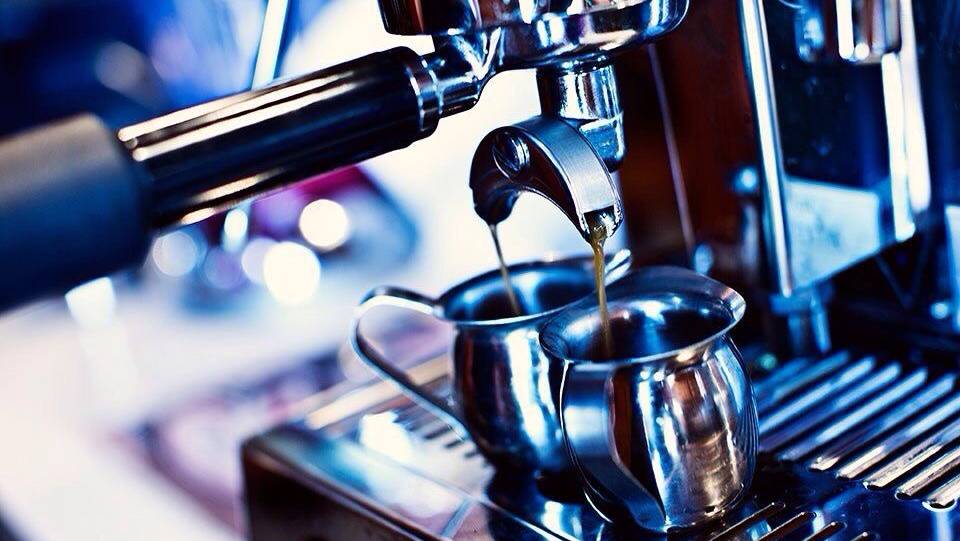 The Art Factory Coffeehouse & Bistro | restaurant | 290 W Main St, Beattyville, KY 41311, USA | 6062808341 OR +1 606-280-8341