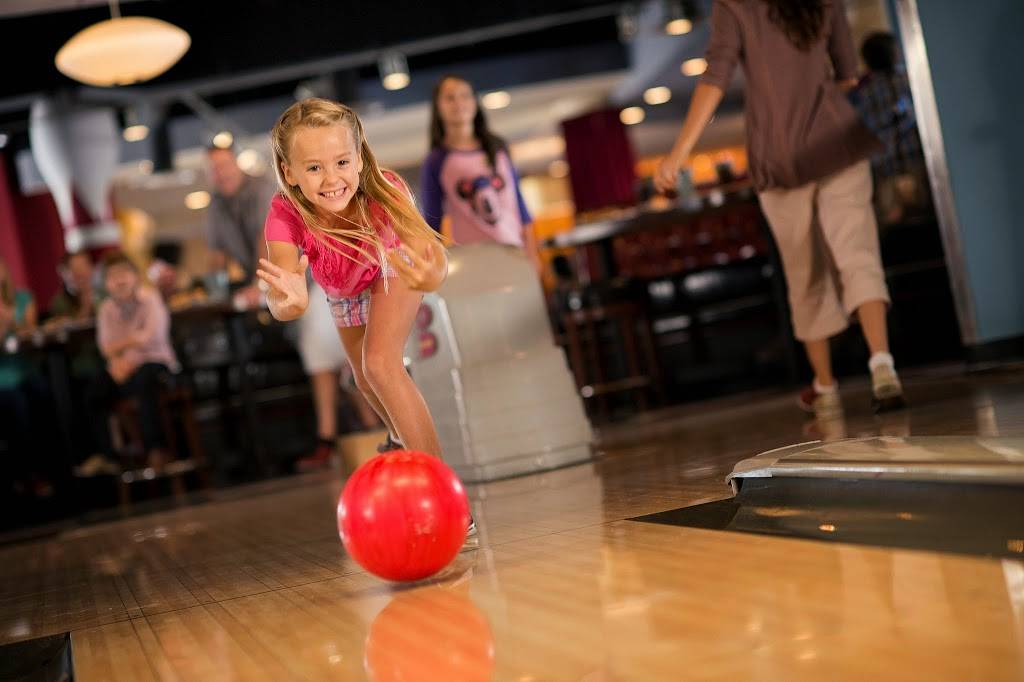 Splitsville | night club | THE SHOPS AT SUNSET PLACE, 5701 Sunset Dr Suite 202, South Miami, FL 33143, USA | 3056655263 OR +1 305-665-5263