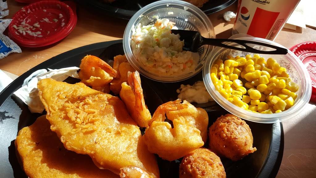 Long John Silvers | meal takeaway | 13720 Van Nuys Blvd, Pacoima, CA 91331, USA | 8188972309 OR +1 818-897-2309