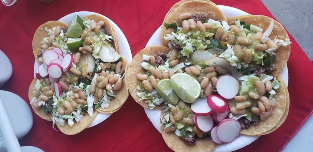 Nayelis taco truck | restaurant | 4149 Clovis Ave, Fresno, CA 93727, USA | 5597086676 OR +1 559-708-6676