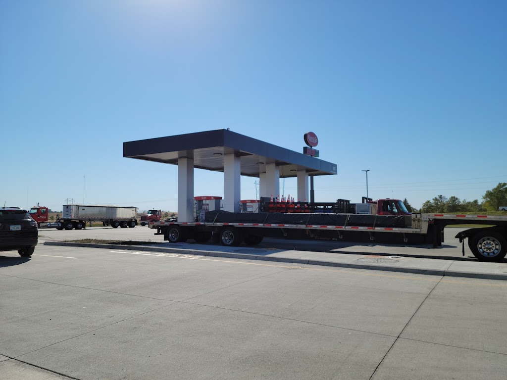 Kum & Go | meal takeaway | 1706 IA-210, Huxley, IA 50124, USA | 5153101981 OR +1 515-310-1981