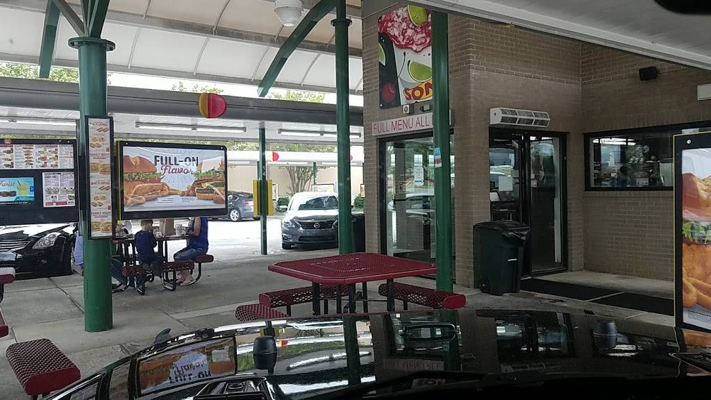 Sonic Drive-In | restaurant | 381 W. Jackson Avenue, Cookeville, TN 38501, USA | 9315288239 OR +1 931-528-8239