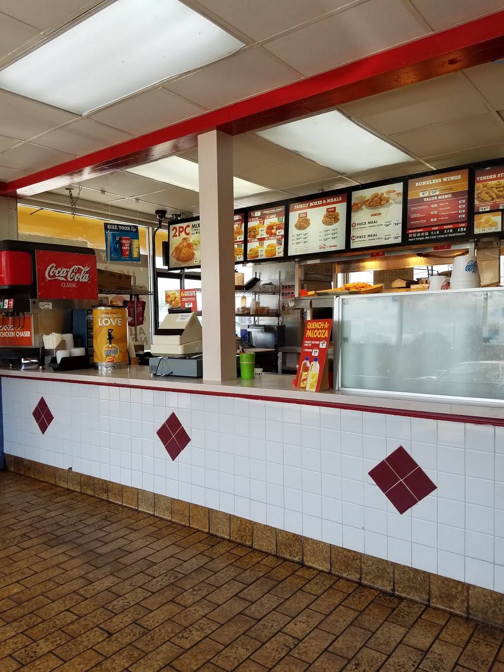 Churchs Chicken | restaurant | 2431 Basse Rd, San Antonio, TX 78213, USA | 2103441422 OR +1 210-344-1422