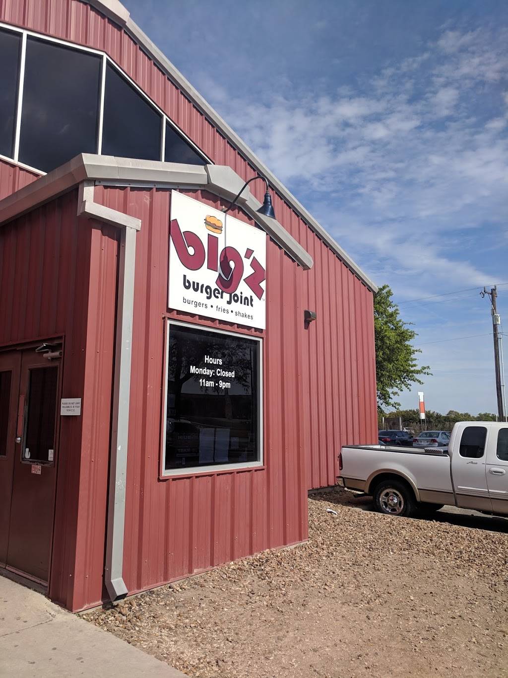 Bigz Burger Joint | restaurant | 2303 N Loop 1604 W, San Antonio, TX 78258, USA | 2104082029 OR +1 210-408-2029