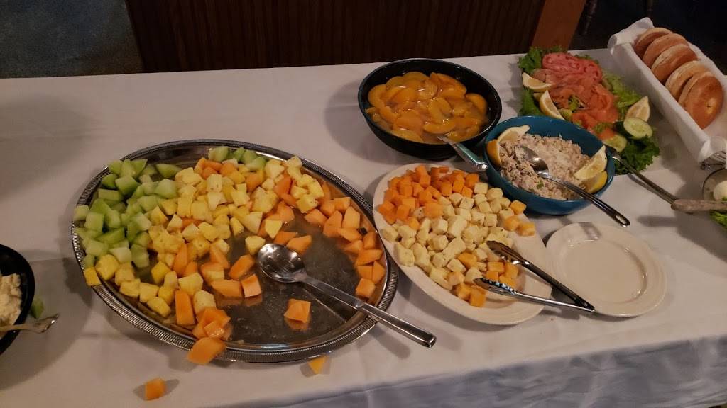 Bungalow Inn | restaurant | 1151 Rivercrest Rd N, Lakeland, MN 55043, USA | 6514365005 OR +1 651-436-5005