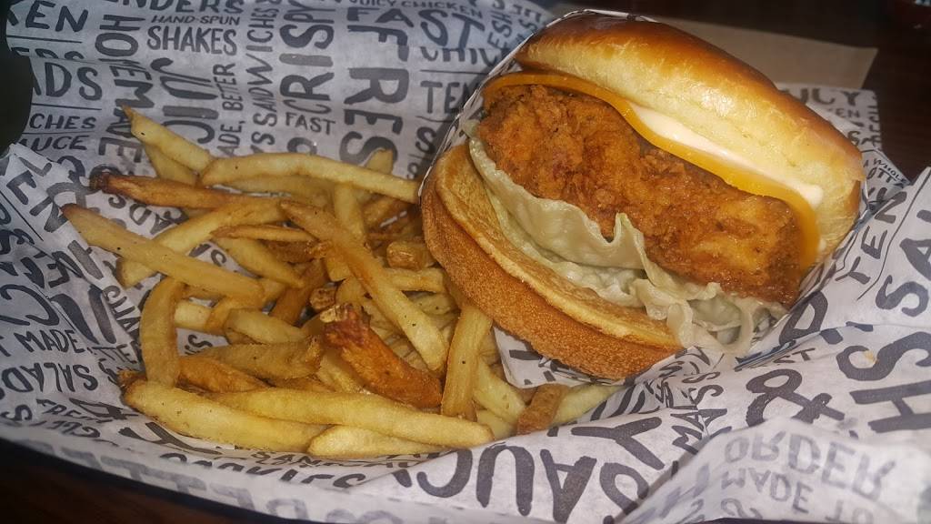 PDQ Restaurant | restaurant | 7400 Seminole Blvd, Seminole, FL 33772, USA | 7272135645 OR +1 727-213-5645