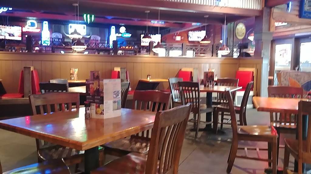 Logans Roadhouse | restaurant | 3310 California Ave, Bakersfield, CA 93304, USA | 6618611447 OR +1 661-861-1447